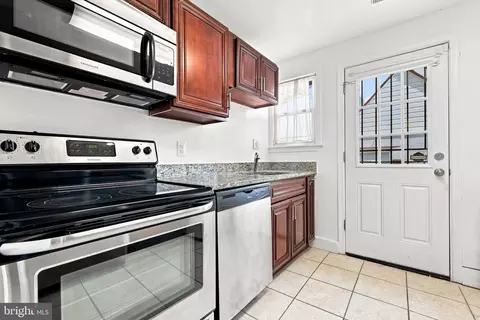 Kitchen - 1648 L St NE, Washington, DC 20002 photo 1 of 1