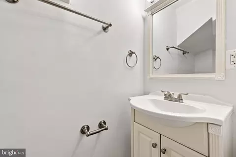 Bath - 1648 L St NE, Washington, DC 20002 photo 1 of 2