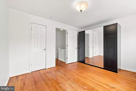 Bedroom - 1648 L St NE, Washington, DC 20002 photo 2 of 2