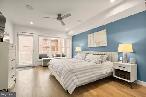 Bedroom - 1007 O St NW, Washington, DC 20001 photo 1 of 7