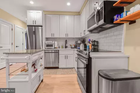 Kitchen - 1016 17th Pl NE #102, Washington, DC 20002 photo 1 of 3
