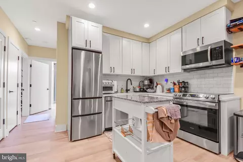 Kitchen - 1016 17th Pl NE #102, Washington, DC 20002 photo 3 of 3