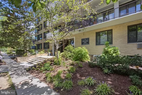 3601 Wisconsin Ave NW #411, Washington, DC 20016