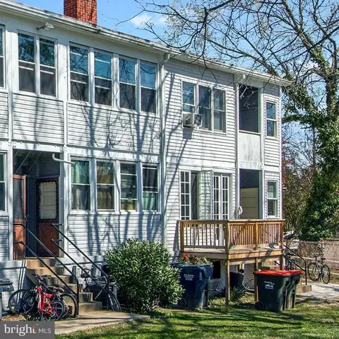 4474 Macarthur Blvd NW, Washington, DC 20007 photo 3