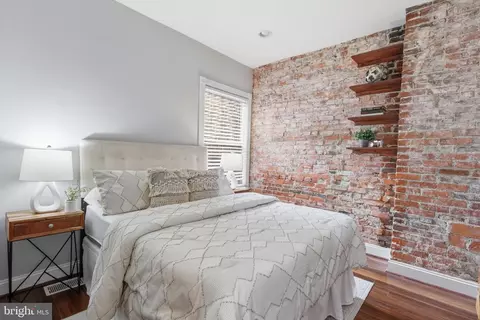Bedroom - 624 9th St NE, Washington, DC 20002 photo 6 of 9