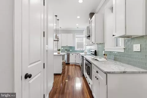 Entry Way - 624 9th St NE, Washington, DC 20002 photo 1 of 2