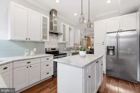 Kitchen - 624 9th St NE, Washington, DC 20002 photo 5 of 9