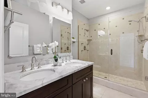 Bath - 624 9th St NE, Washington, DC 20002 photo 2 of 5