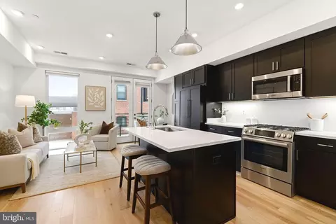 2717 Ontario Rd NW #102, Washington, DC 20009