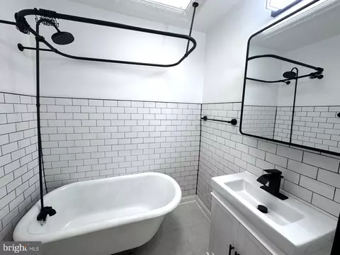 Bath - 1820 L St NE, Washington, DC 20002 photo 4 of 4