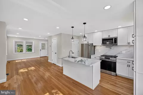 1712 U St SE, Washington, DC 20020
