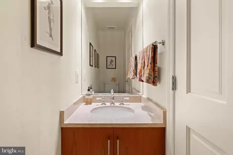 Entry Way - 1707 S Street St NW #B, Washington, DC 20009 photo 8 of 8