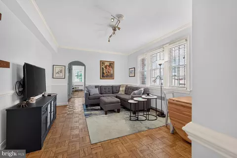 3028 Wisconsin Ave NW #105, Washington, DC 20016