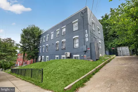 109 Wayne Pl SE, Washington, DC 20032