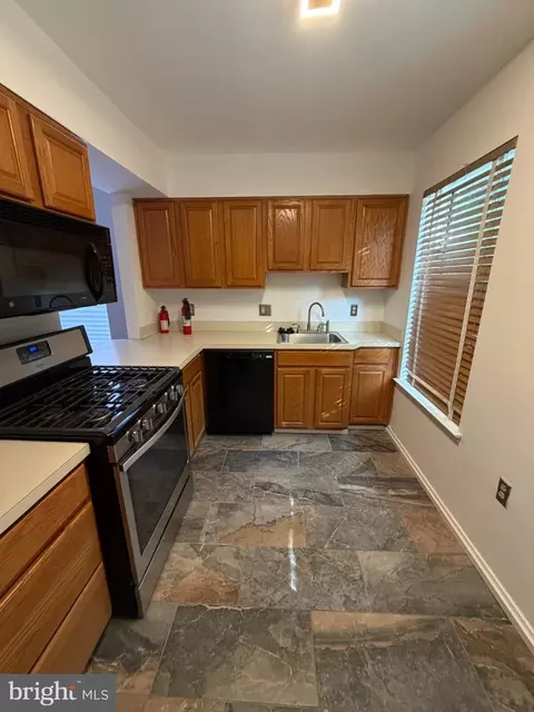 Kitchen - 3708 Franklin D Roosevelt NE #B, Washington, DC 20019 photo 1 of 2