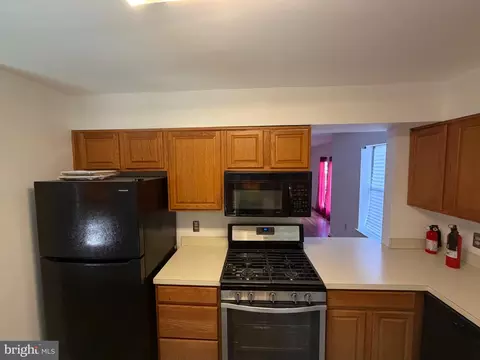 Kitchen - 3708 Franklin D Roosevelt NE #B, Washington, DC 20019 photo 2 of 2