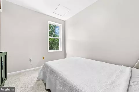 Bedroom - 1327 Emerald St NE, Washington, DC 20002 photo 5 of 6