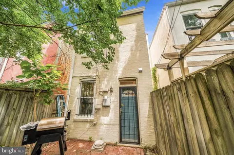 Exterior - 1327 Emerald St NE, Washington, DC 20002 photo 6 of 7