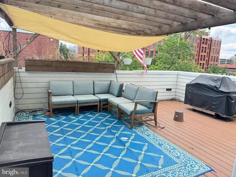 Exterior - 915 3rd St NE, Washington, DC 20002 photo 3 of 8