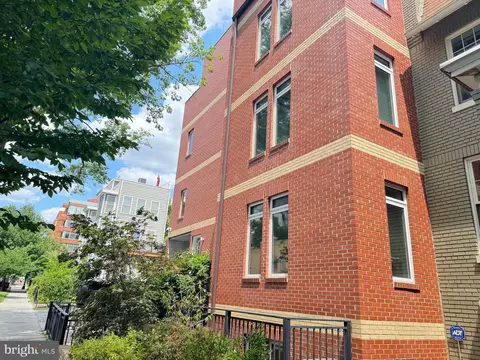 Exterior - 915 3rd St NE, Washington, DC 20002 photo 6 of 8
