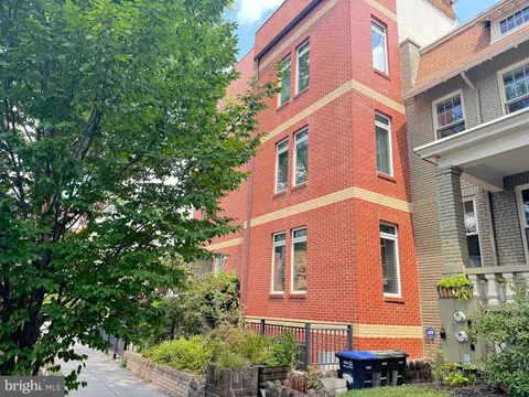 Exterior - 915 3rd St NE, Washington, DC 20002 photo 5 of 8