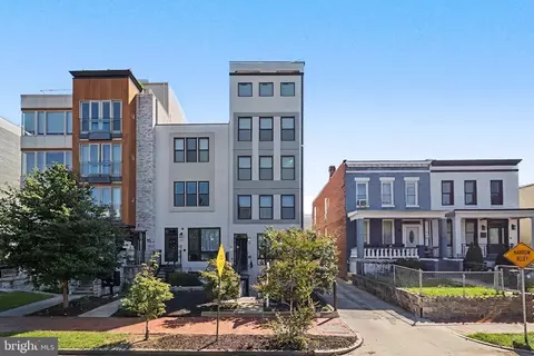 911 12th St NE #2, Washington, DC 20002