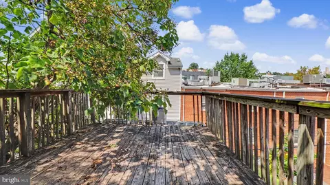 Exterior - 1717 U St NW, Washington, DC 20009 photo 3 of 5