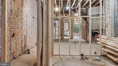 Entry Way - 1717 U St NW, Washington, DC 20009 photo 2 of 18