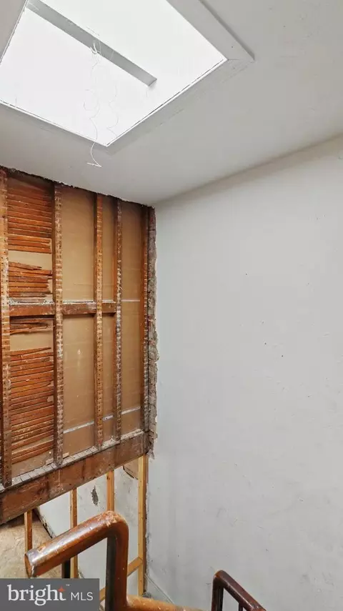 Entry Way - 1717 U St NW, Washington, DC 20009 photo 5 of 18