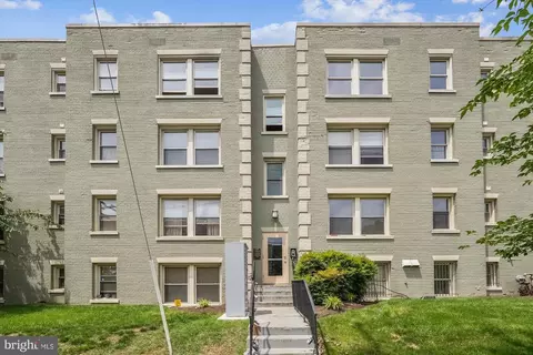 4402 1st Pl NE #11, Washington, DC 20011