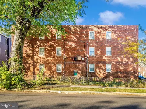 1745 T St SE, Washington, DC 20020 photo 3