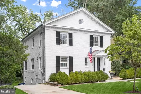 Exterior - 4723 Upton St NW, Washington, DC 20016 photo 2 of 5