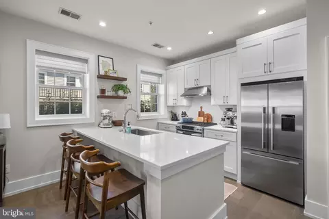 Kitchen - 16 17th St NE #112, Washington, DC 20002 photo 1 of 3