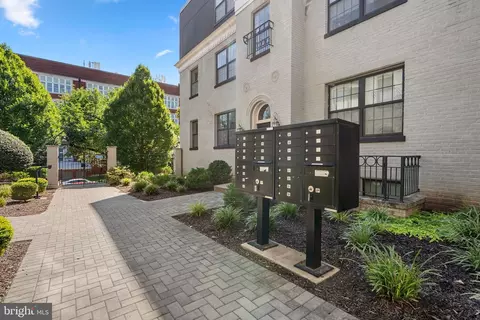 Exterior - 16 17th St NE #112, Washington, DC 20002 photo 3 of 4