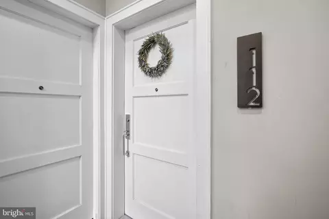Entry Way - 16 17th St NE #112, Washington, DC 20002 photo 1 of 2