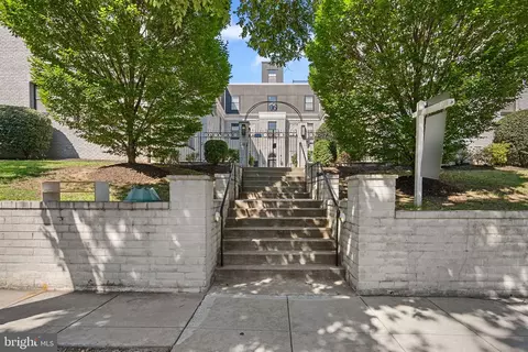 16 17th St NE #112, Washington, DC 20002