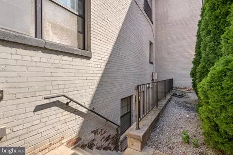 Exterior - 16 17th St NE #112, Washington, DC 20002 photo 4 of 4
