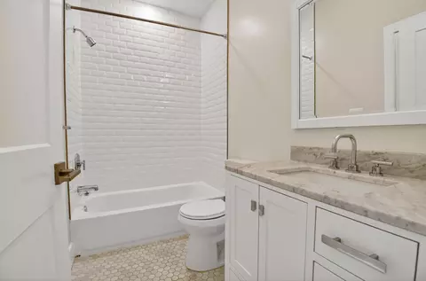 Bath - 217 20th St NE #2, Washington, DC 20002 photo 4 of 4