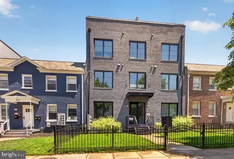 Exterior - 217 20th St NE #2, Washington, DC 20002 photo 1 of 3