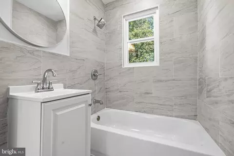 Bath - 1130 46th Pl SE, Washington, DC 20019 photo 1 of 1