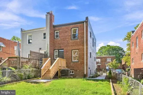 Exterior - 1130 46th Pl SE, Washington, DC 20019 photo 6 of 6