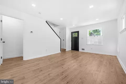 Living - 1130 46th Pl SE, Washington, DC 20019 photo 2 of 6