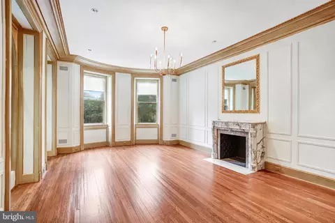 Living - 2303 Bancroft Pl NW, Washington, DC 20008 photo 1 of 12