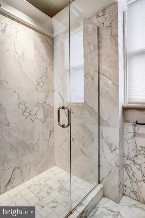 Bath - 2303 Bancroft Pl NW, Washington, DC 20008 photo 2 of 9