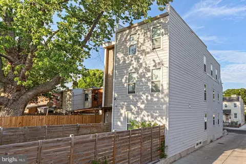 412 20th St NE, Washington, DC 20002 photo 2