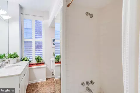 Bath - 112 12th St SE, Washington, DC 20003 photo 1 of 3