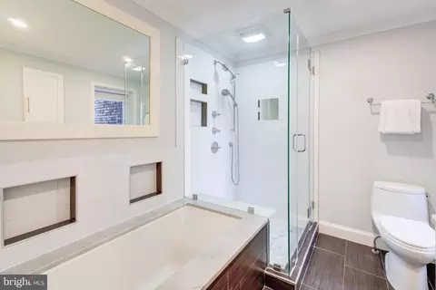 Bath - 607 L St NE, Washington, DC 20002 photo 4 of 4