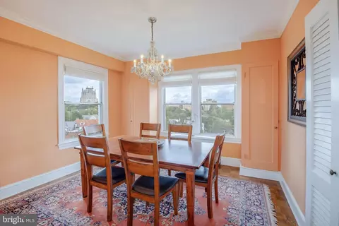 3900 Cathedral Ave NW #711A, Washington, DC 20016