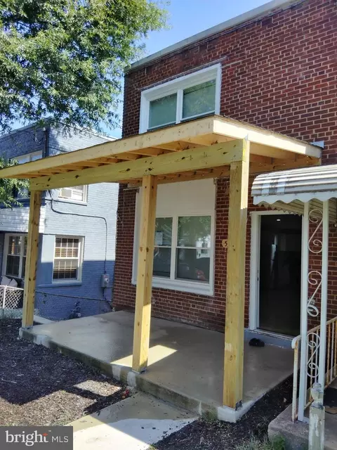 5391 Chillum Pl NE, Washington, DC 20011