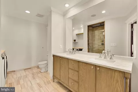 Bath - 1510 26th St NW, Washington, DC 20007 photo 2 of 5